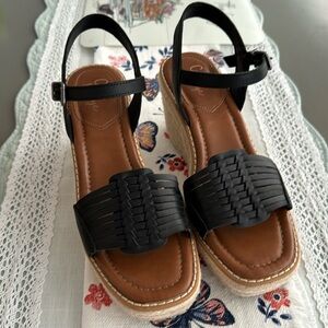 Women’s Crown Vintage Wedge Sandals